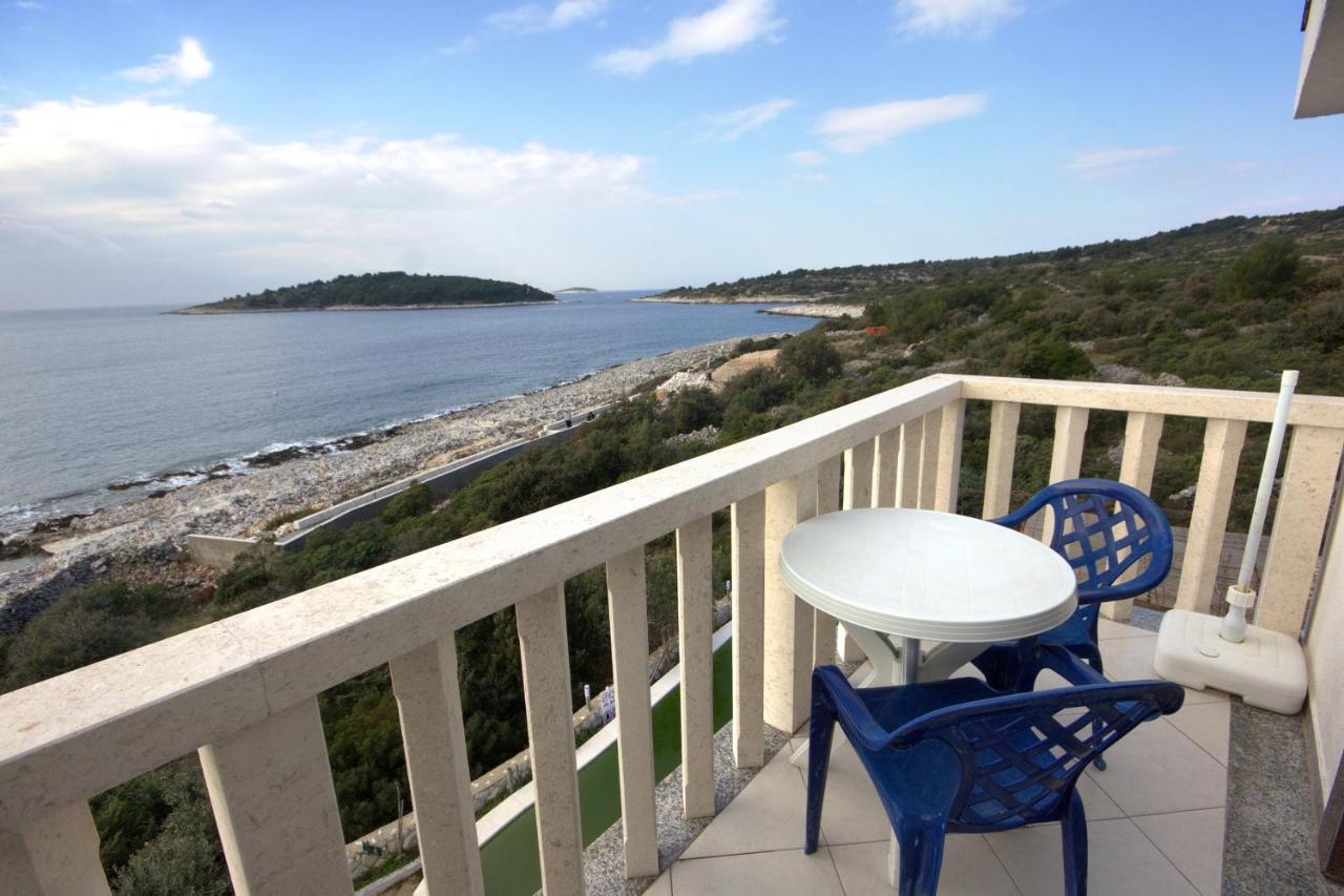 Seaside Apartments With A Swimming Pool Zecevo Rtic, Rogoznica - 8366 Exterior foto