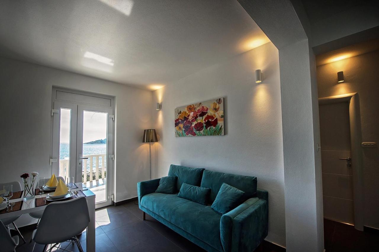 Seaside Apartments With A Swimming Pool Zecevo Rtic, Rogoznica - 8366 Exterior foto